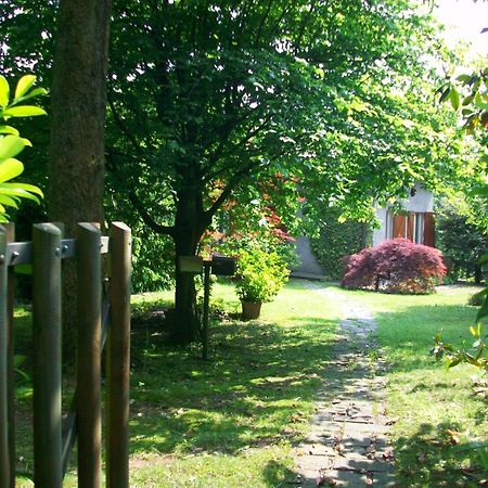 B&B L'Albero Maestro Orsenigo Экстерьер фото